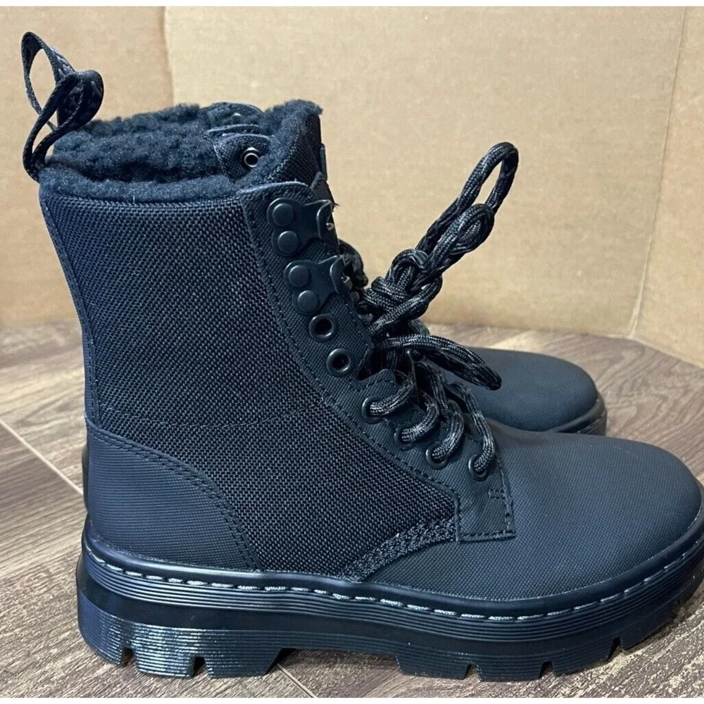 Dr. Doc Martins Air Wair Black Boots Combs 2 FL 3M Thinsulate Men's Size 4 NEW